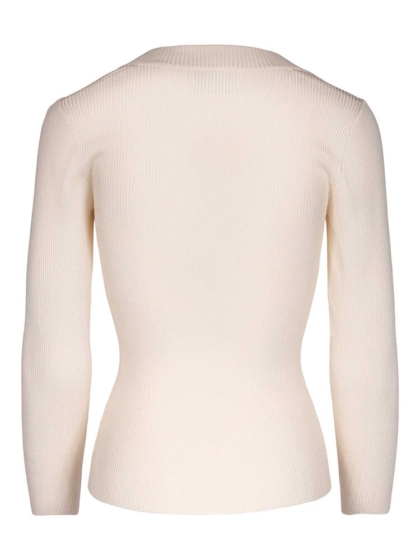 Mauri white long sleeve top.