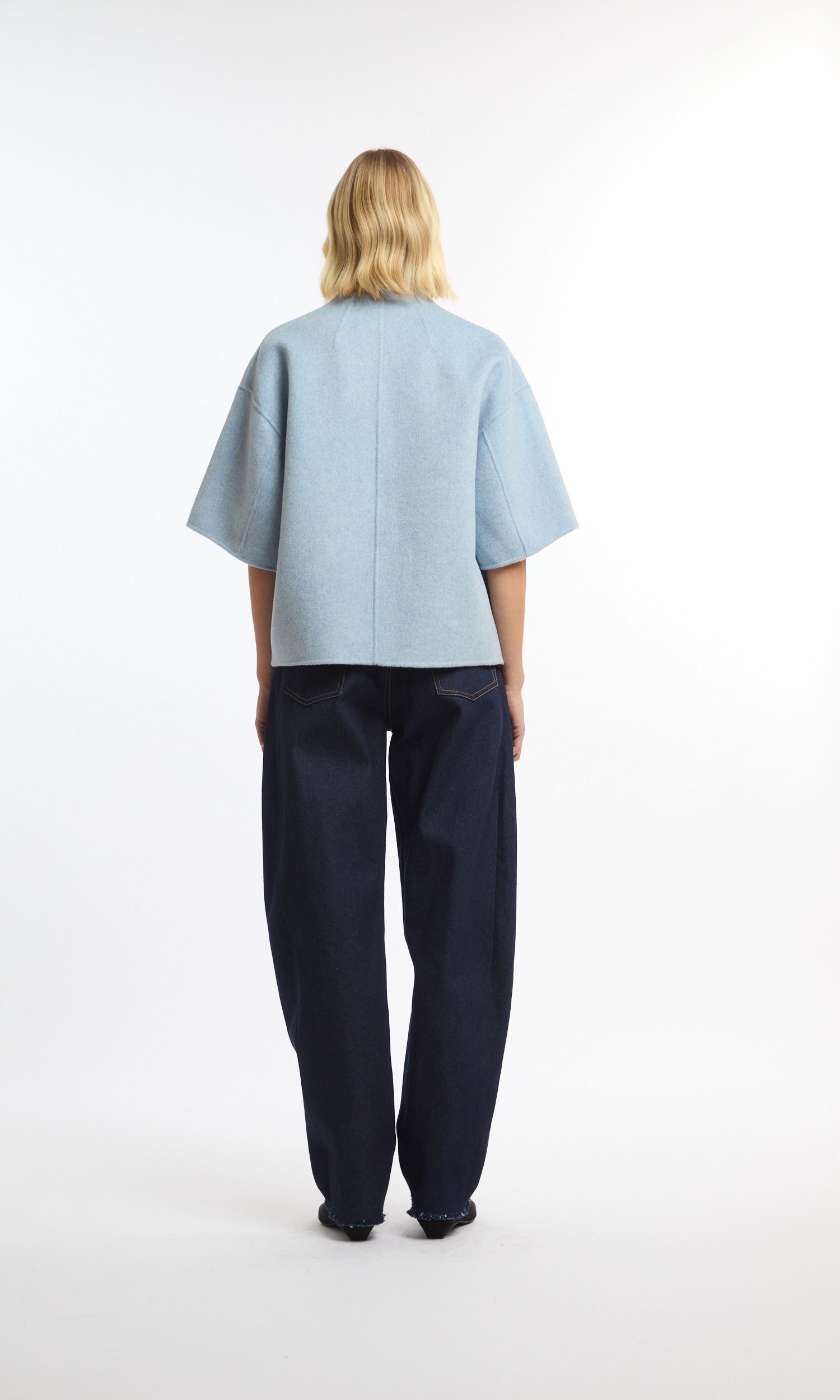 GRETA WOOL CAPE - Image 3